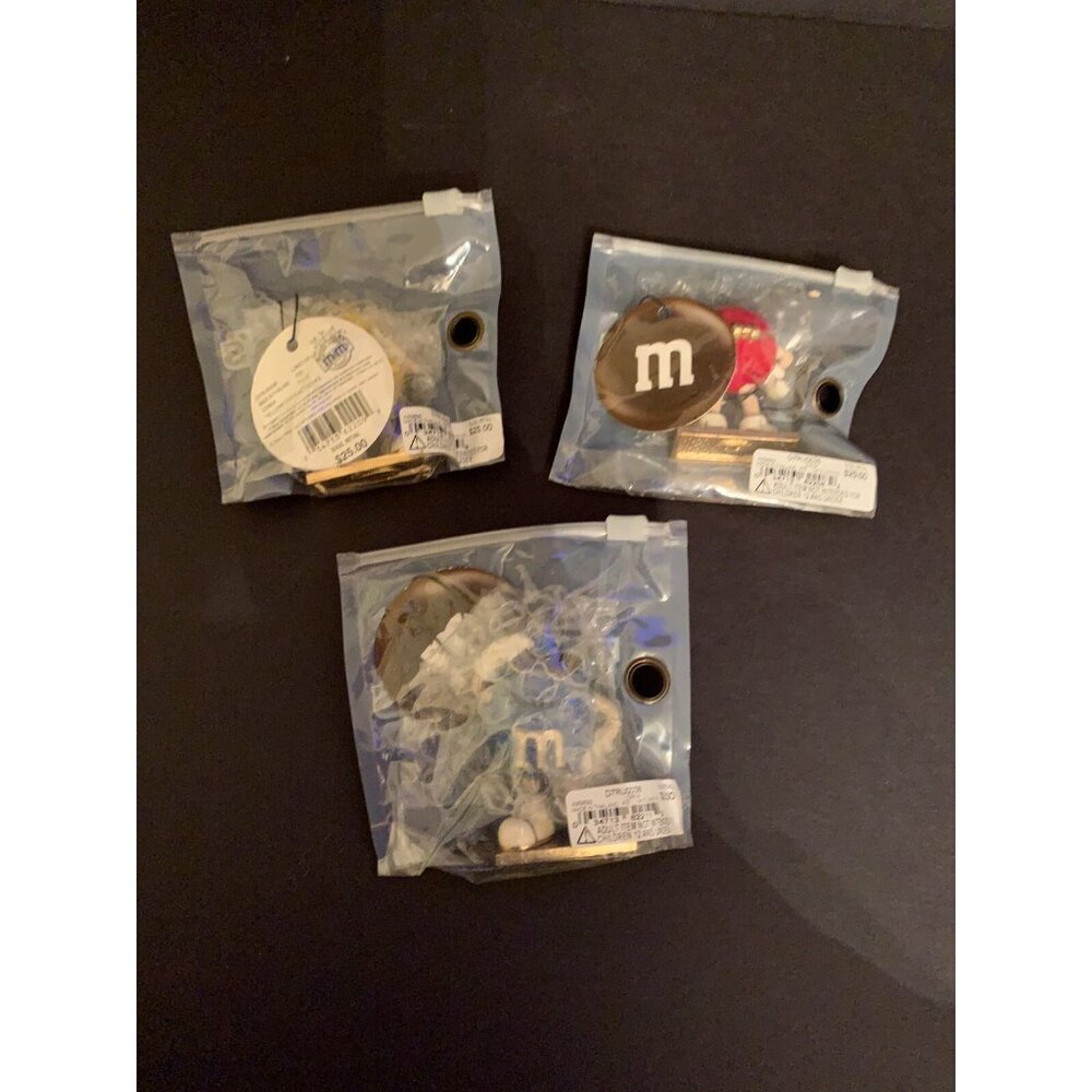 Yellow Red Blue M&M’s Monet Trinket Jewelry Box Enamel Hinged lot of 3 NWT $75 - Picture 4 of 7